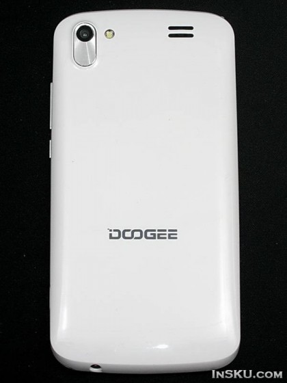 Бюджетный смартфон DOOGEE Collo DG100.