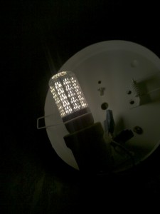 LED Лампа E27 120Pcs 3014 SMD LEDs 12W 1200 Lumens . Обзор на InSKU.com