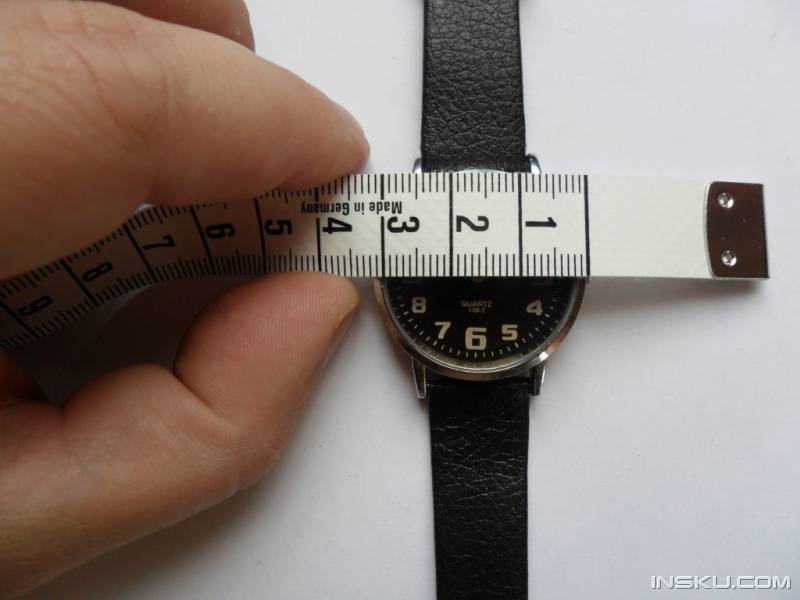 Как увеличить размер часов. Диаметр корпуса часов. Диаметр циферблата. Измерение диаметра корпуса часов. Диаметр часов 43 мм.