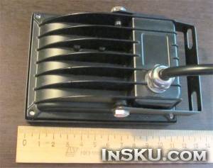 Светодиодный прожектор IP65 220V 10W. Обзор на InSKU.com