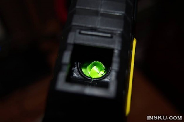 Пистолет 2 в 1: стреляет присосками и шариками из гидрогеля. Обзор на InSKU.com