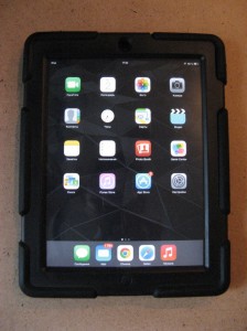 "Танковый" чехол на Apple iPad 2/ 3/ 4. Обзор на InSKU.com