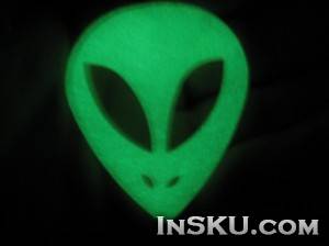 12pcs Alien Shape Fluorescent Wall Sticker Decoration Sticker. Обзор на InSKU.com