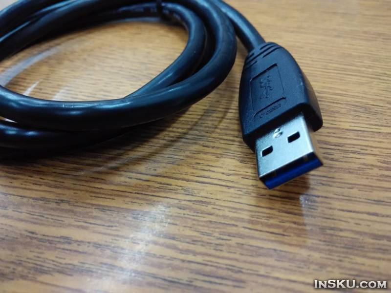 Универсальная USB 3.0 док-станция для SATA/IDE 2.5”/3.5” жестких дисков. Обзор на InSKU.com
