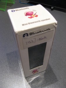 Mini Water Cube Hands-free Wireless Bluetooth V3.0+EDR Stereo Speaker TF/FM / Bluetooth Music Player. Обзор на InSKU.com