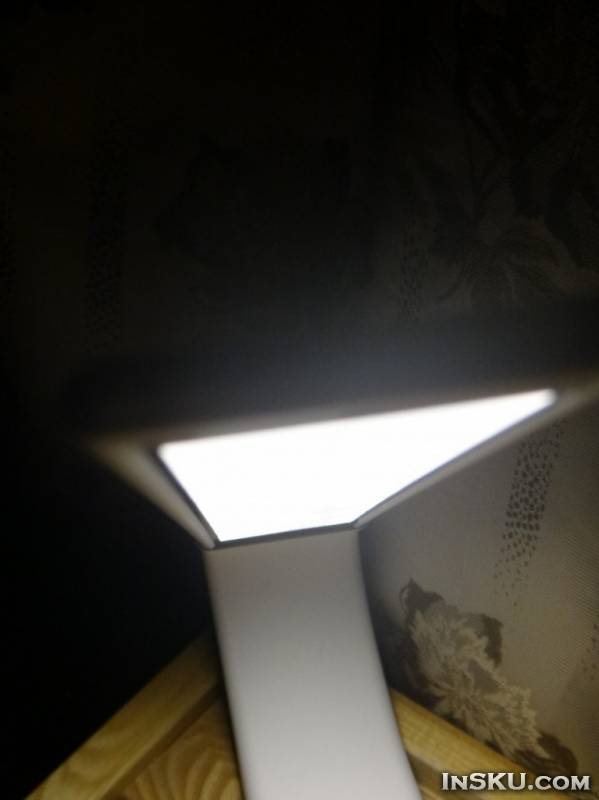 EAST SKY Moonlight Touch-control Eye-protection Surface Lamp-house Light for Night Reading - Silver. Обзор на InSKU.com