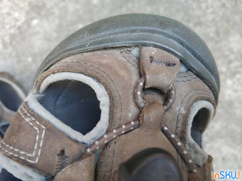 Треккинговые сандалии Valstone с закрытым носком. Обзор на InSKU.com