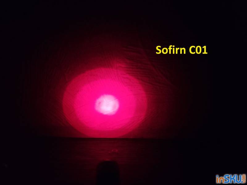 Наключный фонарь Sofirn C01 с красным светом. Обзор на InSKU.com