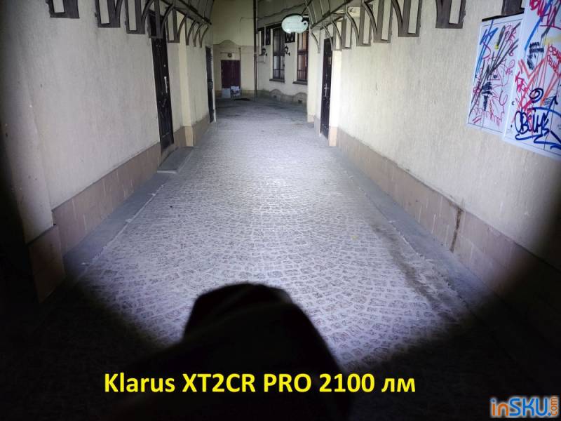Обзор фонаря Klarus XT2CR PRO - прикольный тактик с "педалькой". Обзор на InSKU.com